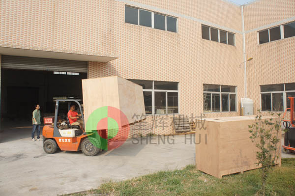 我公司為歐洲GFW公司提供蔬果分選，清洗，切割，風(fēng)干，漂燙設(shè)備