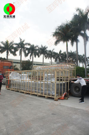 廣西客戶芒果清洗生產線順利裝車出貨!